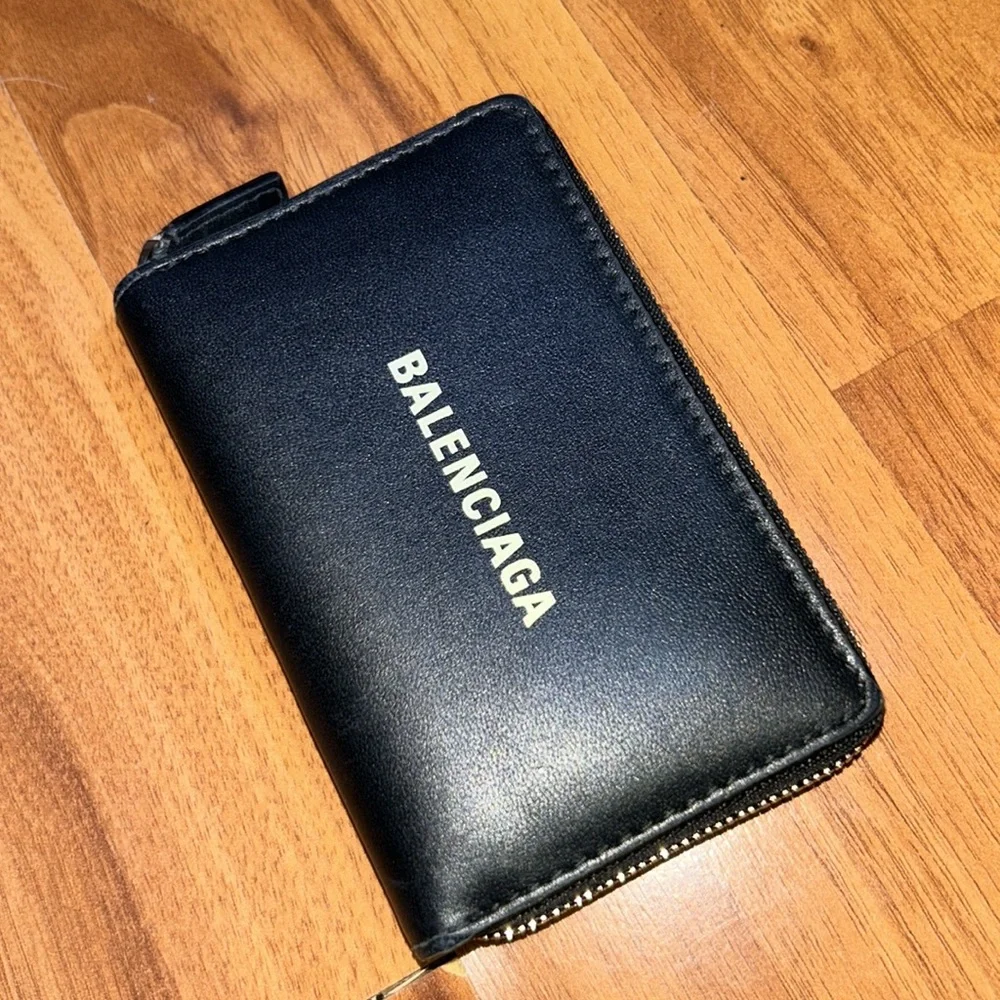 Authentic Balenciaga Everyday Zip-Around Wallet - Picture 5 of 12